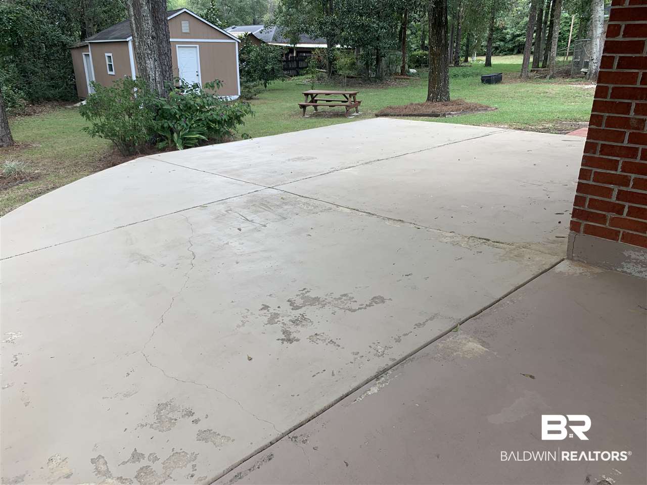 110 South Pecan Street Foley, AL 36535 - Photo 17 of 21 Patio