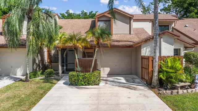 $449,000 | 22384 Thousand Pines Lane, Boca Raton, FL 33428
