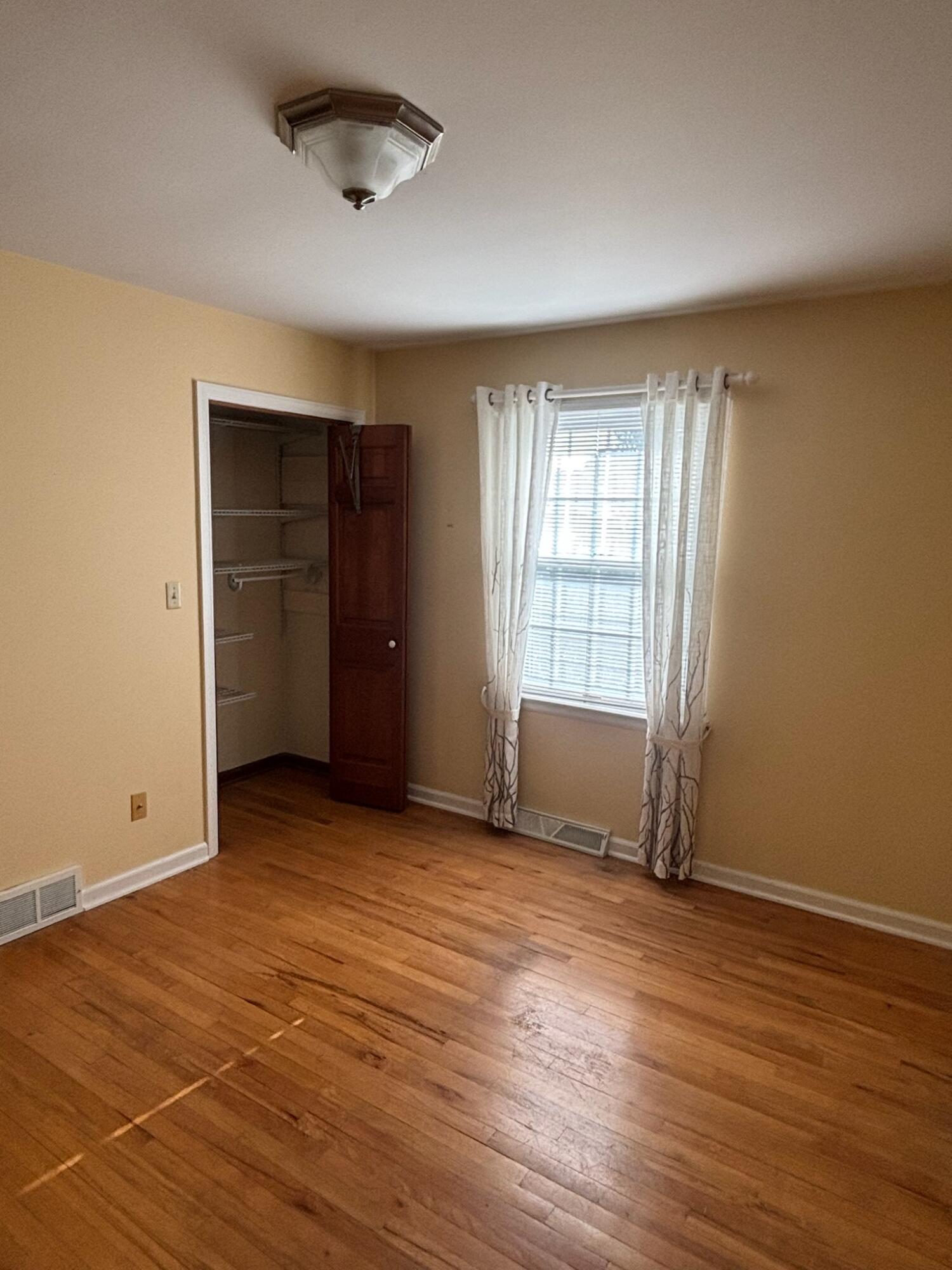 3884 2 Mile Road Bay City, MI 48706 - Photo 11 of 46 image00040