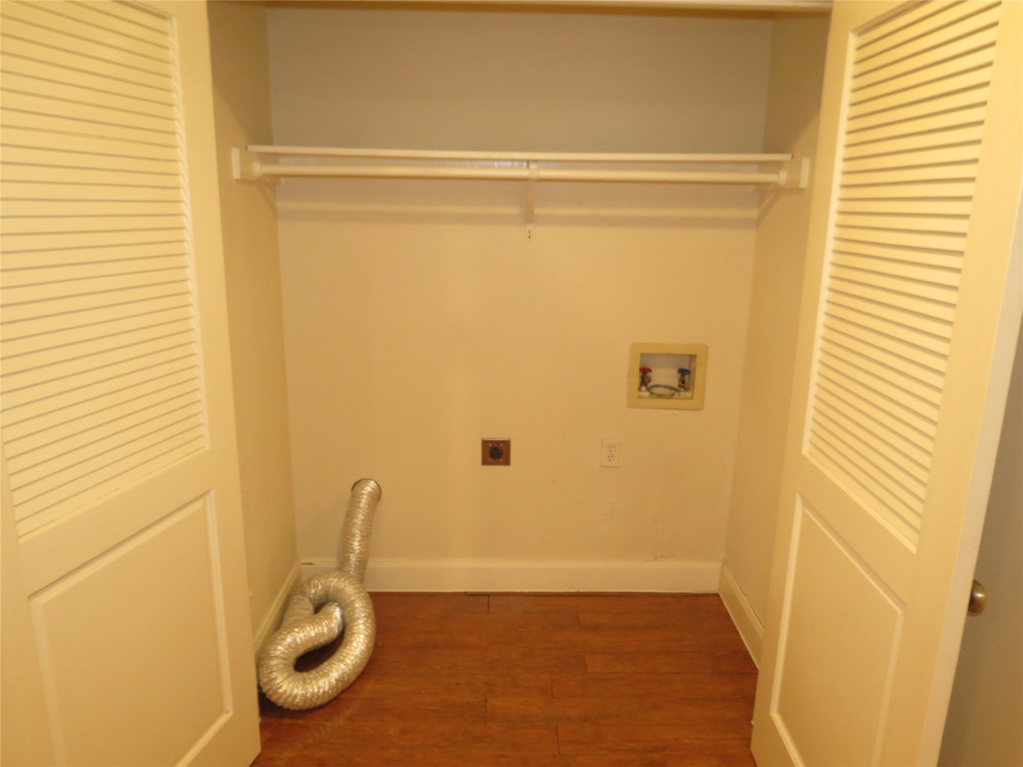 4159 Steck Avenue, Unit 269 Austin, TX 78759 - Photo 10 of 21 A well-appointed laundry closet offers convenient hookups for appliances and a hanging rod.