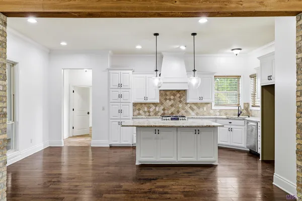 $460,000 | 480 Parrot Beak Road, Sterlington, LA 71280