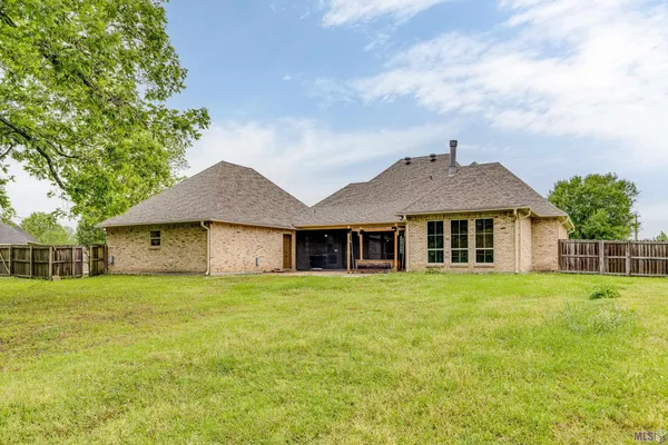 $460,000 | 480 Parrot Beak Road, Sterlington, LA 71280