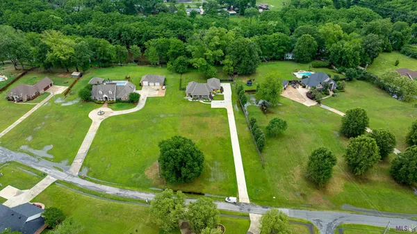 $460,000 | 480 Parrot Beak Road, Sterlington, LA 71280