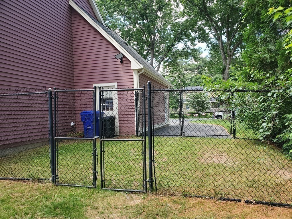 12 Field Street Maynard, MA 01754 - Photo 7 of 38 Gallery Image 7