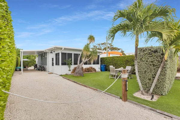 $540,000 | 553 Oldsmar Lane, Key Largo, FL 33037