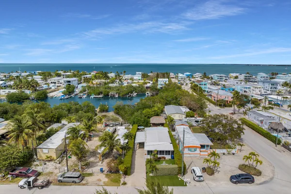 $540,000 | 553 Oldsmar Lane, Key Largo, FL 33037