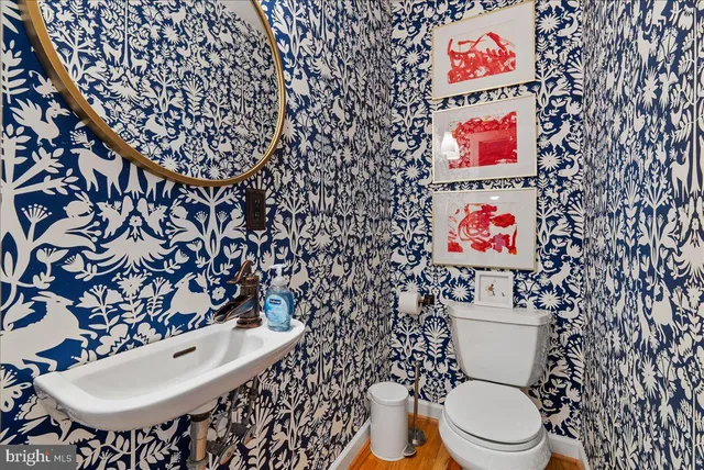 $7,000 | 2412 North Columbus Street, Arlington, VA 22207