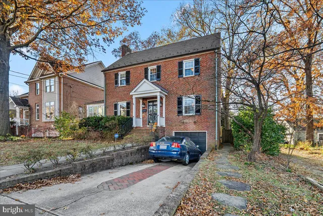 $7,000 | 2412 North Columbus Street, Arlington, VA 22207