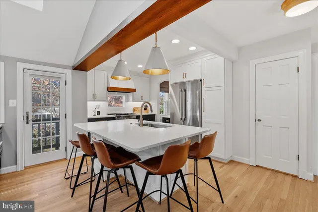 $7,000 | 2412 North Columbus Street, Arlington, VA 22207