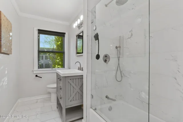 $15,500 | 6 Meadowbank Road, Old Greenwich, CT 06870