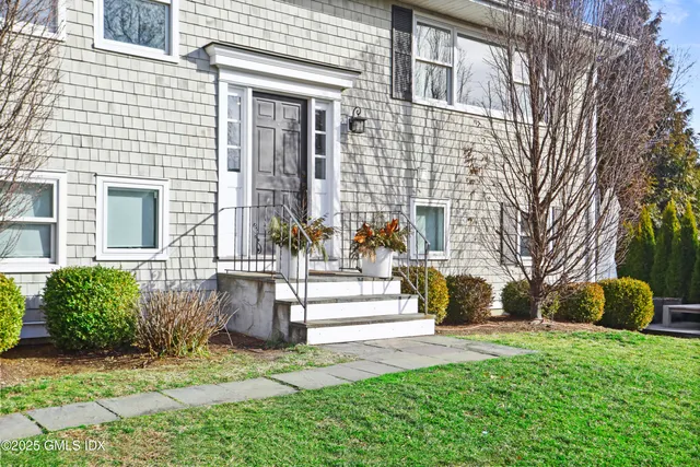 $15,500 | 6 Meadowbank Road, Old Greenwich, CT 06870