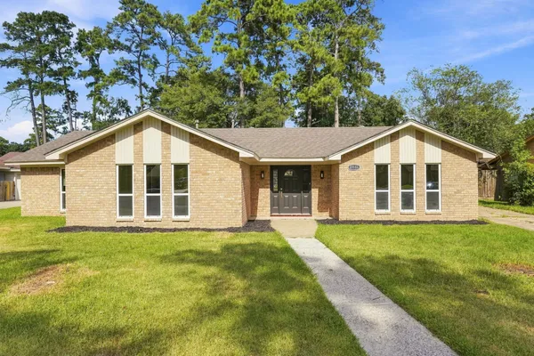 $414,990 | 27116 South Harlan Lane, Conroe, TX 77385