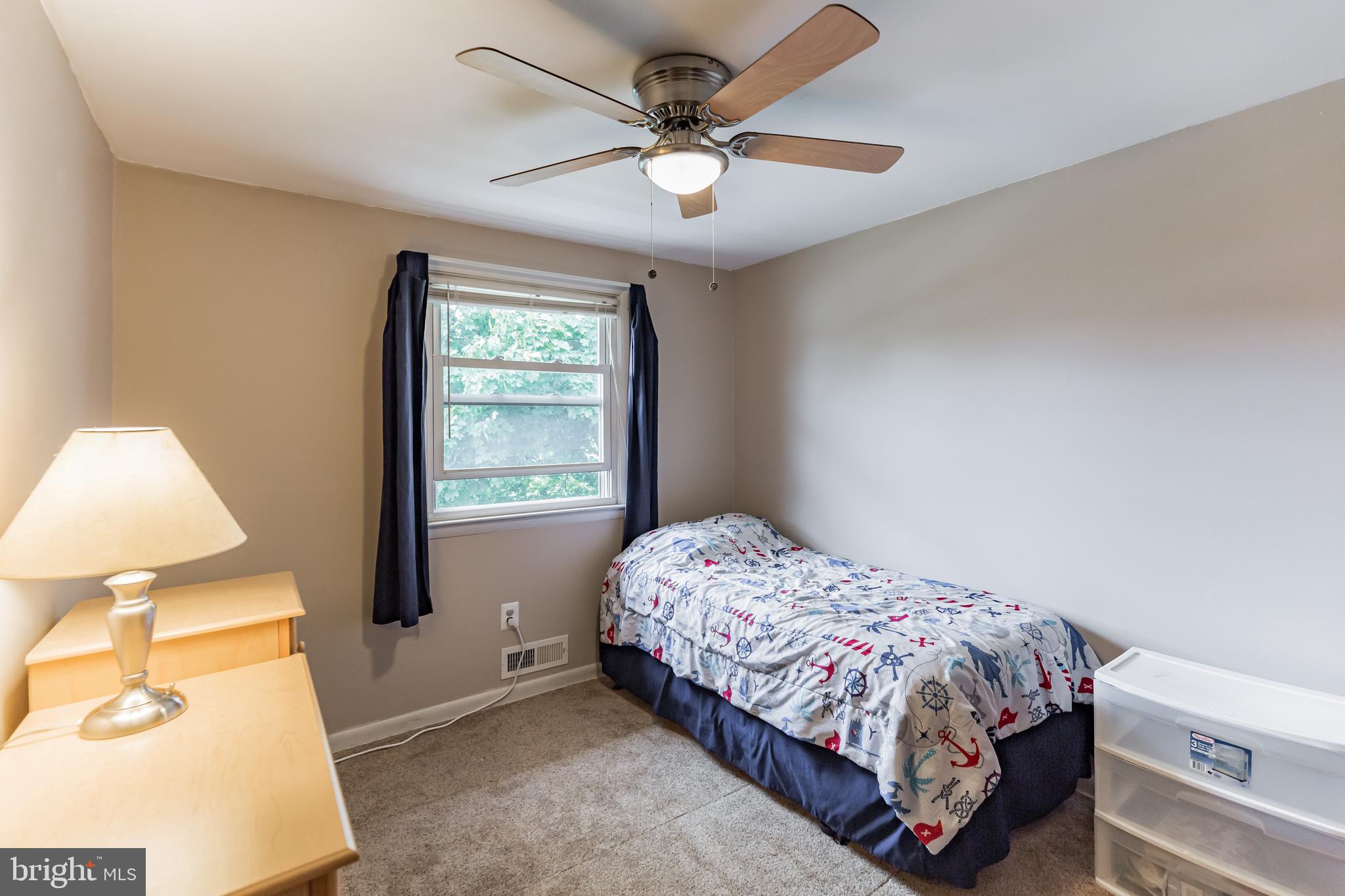 11 Hillcrest Road Stratford, NJ 08084 - Photo 29 of 41