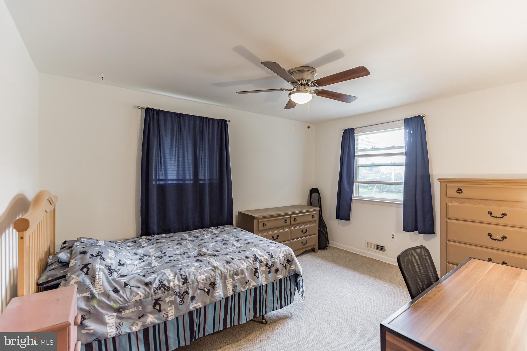 11 Hillcrest Road Stratford, NJ 08084 - Photo 34 of 41