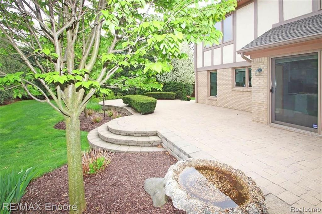 1284 Pebble Pointe Drive Rochester, MI 48307 - Photo 84 of 85
