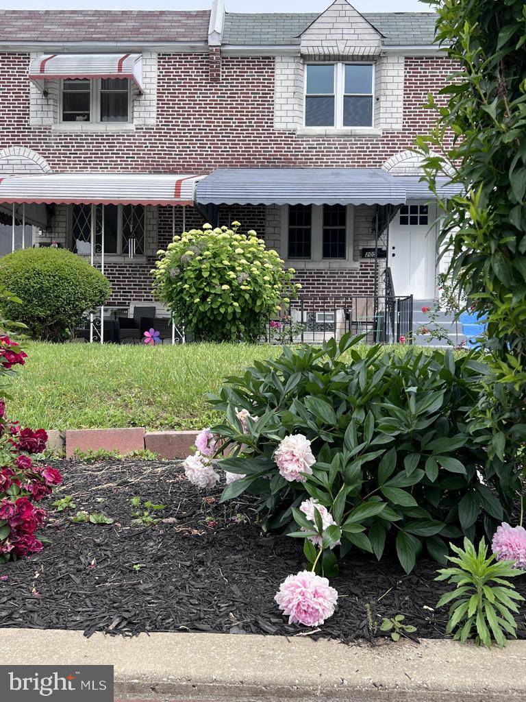 205 Cambridge Road Clifton Heights, PA 19018 - Photo 3 of 32 Gallery Image 3