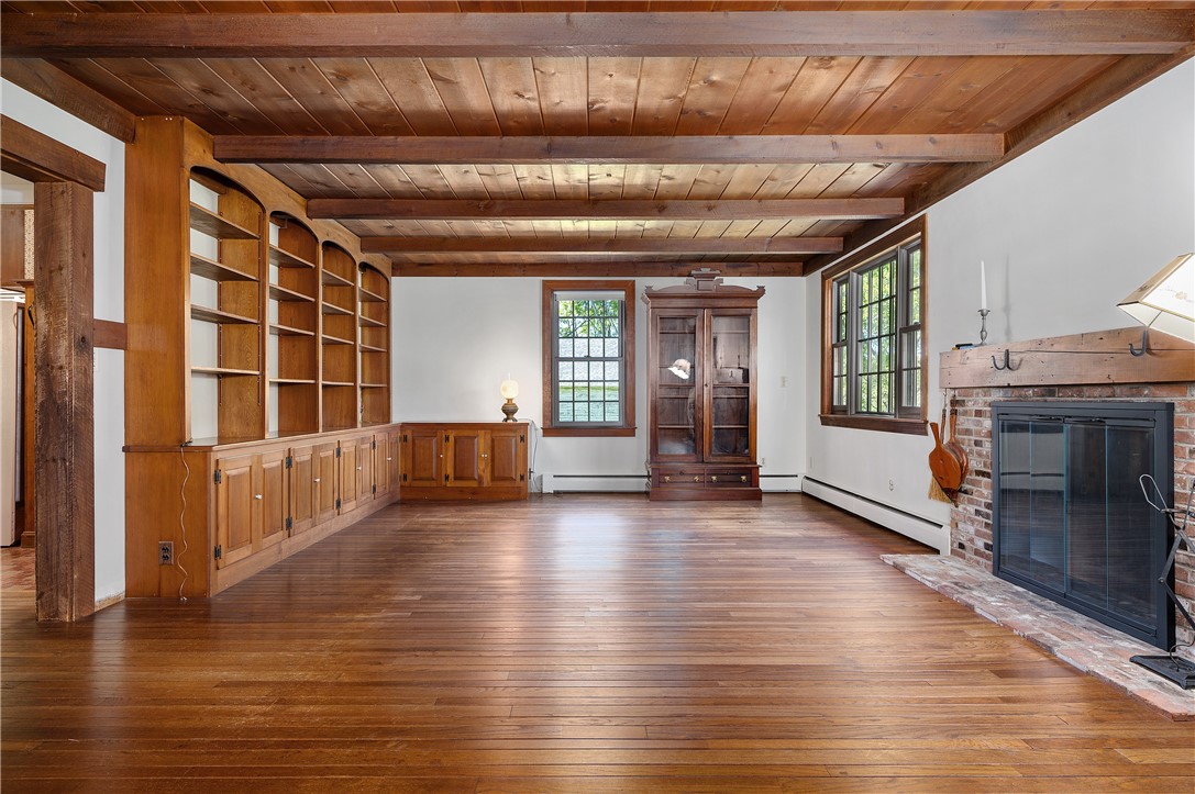 177 Woonsocket Hill Road North Smithfield, RI 02896 - Photo 25 of 47 living room