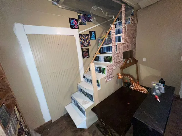 a view of entryway and hall