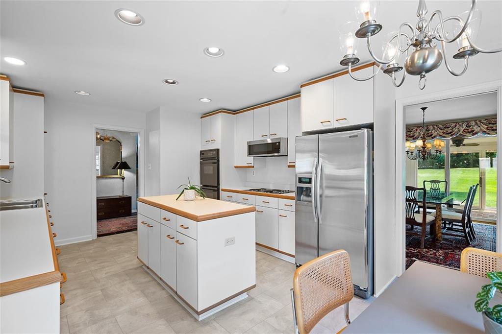 919 Valleyview Road Pittsburgh, PA 15243 - Photo 13 of 35 Gallery Image 13