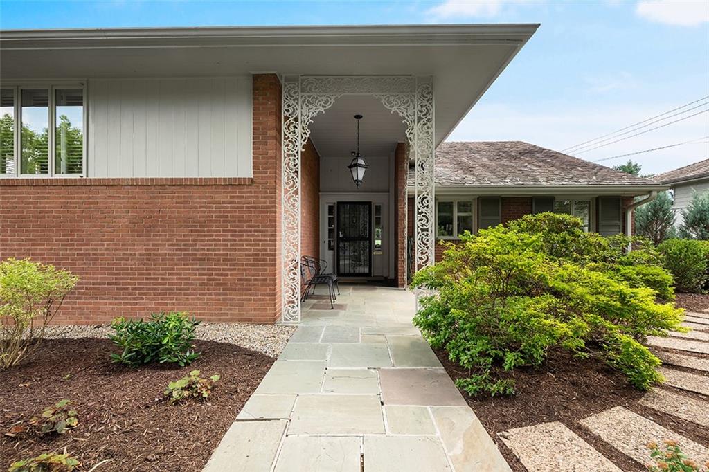 919 Valleyview Road Pittsburgh, PA 15243 - Photo 2 of 35 Gallery Image 2