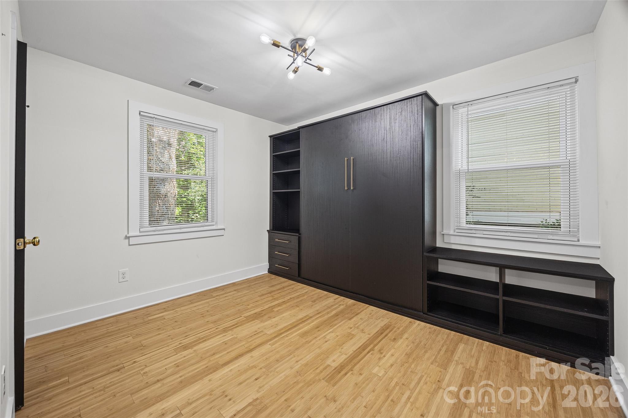 4910 Valley Stream Road Charlotte, NC 28209 - Photo 15 of 44 Gallery Image 15