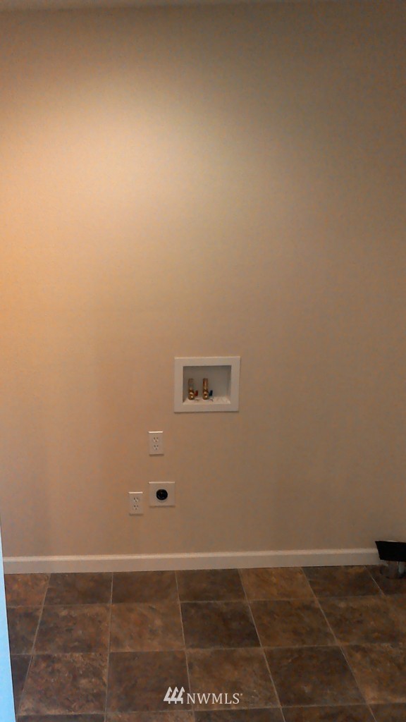 3223 Laurel Road Longview, WA 98632 - Photo 8 of 14 Gallery Image 8