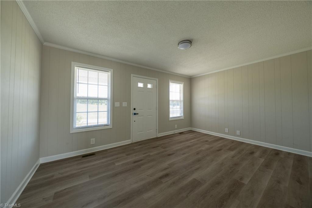817 Holly Springs Road Mount Airy, NC 27030 - Photo 9 of 32