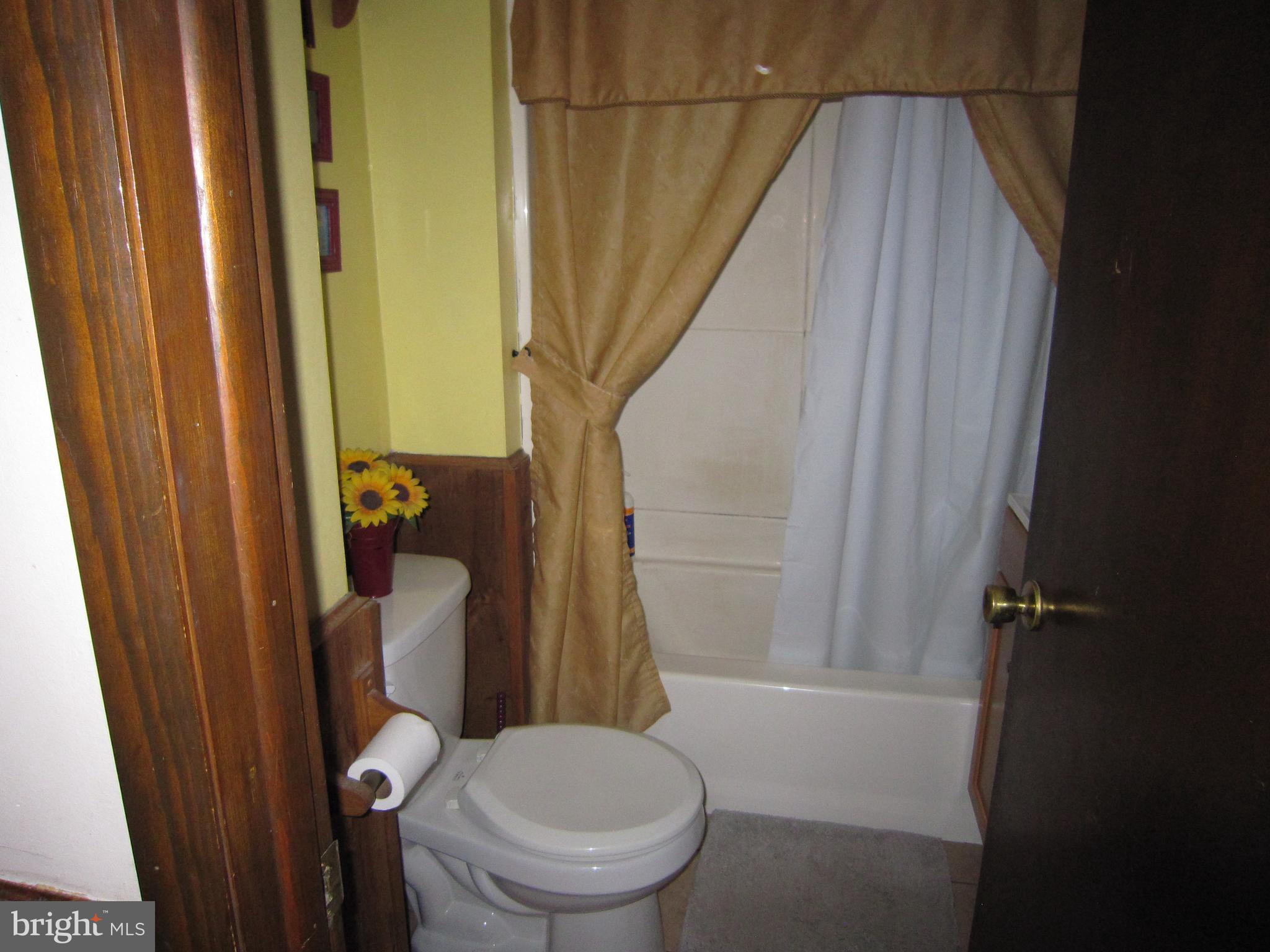 145 Chestnut Hill Road Stevens, PA 17578 - Photo 14 of 19 Gallery Image 14