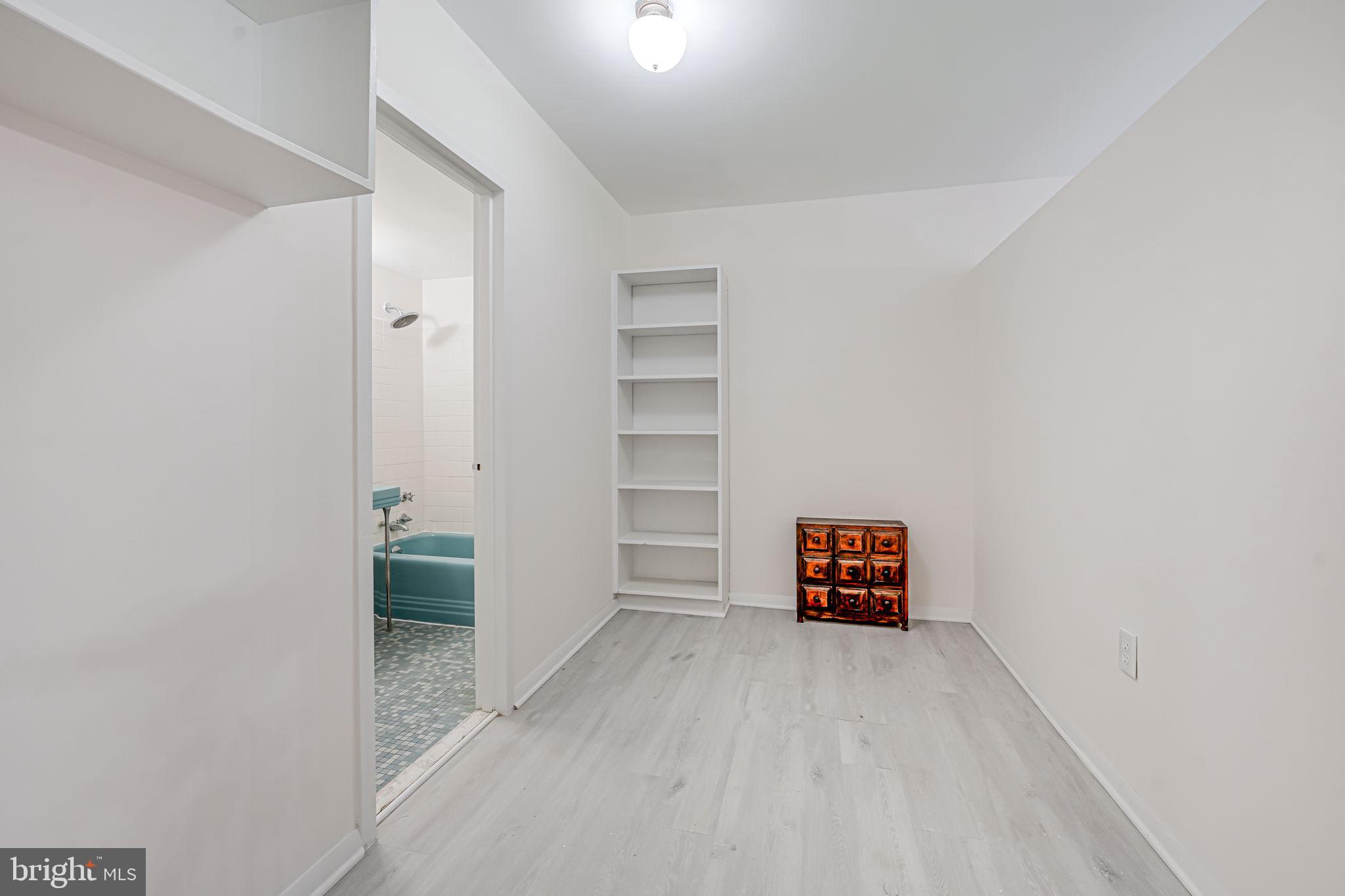 4000 Tunlaw Road Northwest, Unit 602 Washington, DC 20007 - Photo 11 of 24 Private separate space