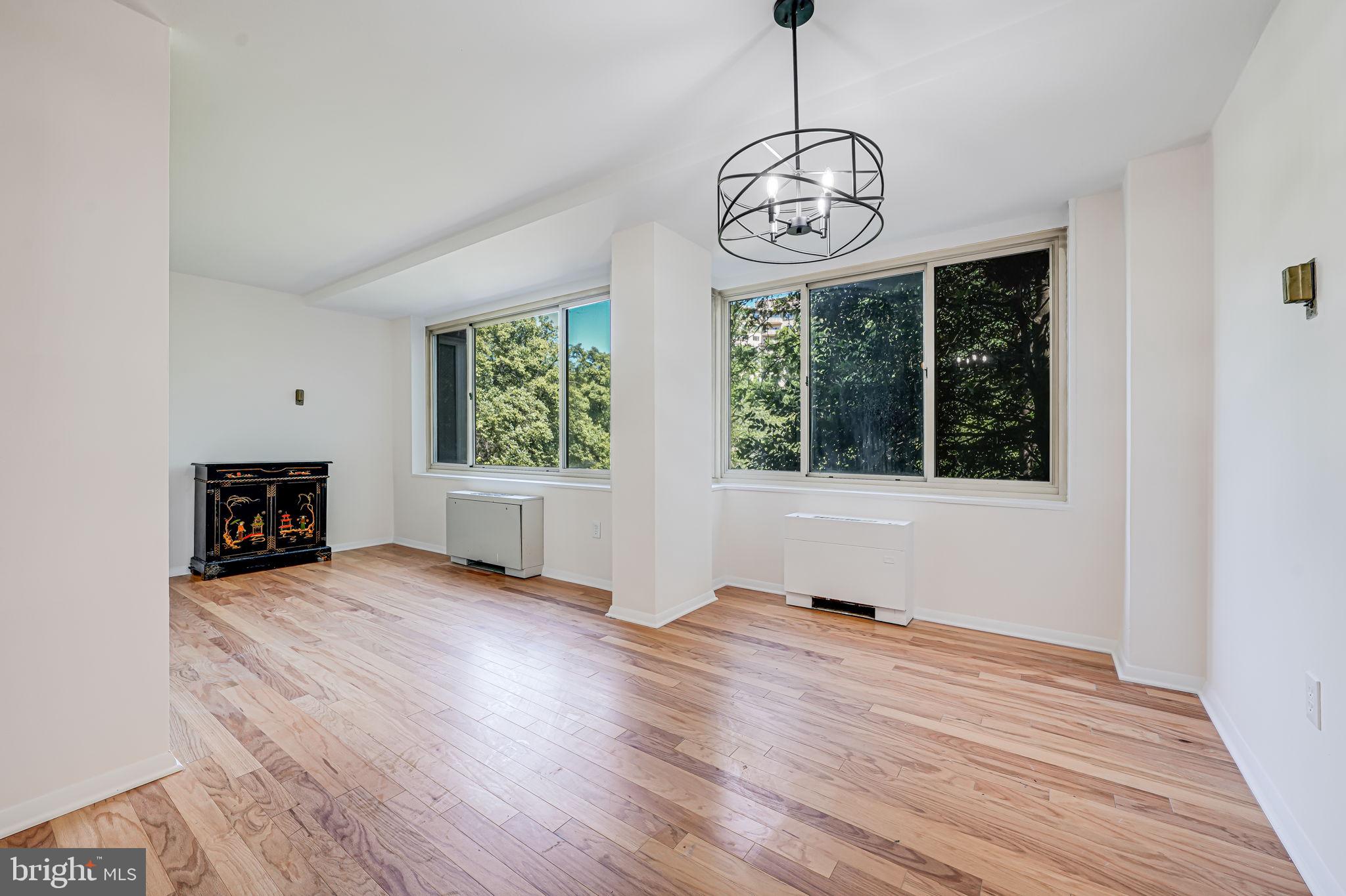 4000 Tunlaw Road Northwest, Unit 602 Washington, DC 20007 - Photo 7 of 24 Spacious open concept