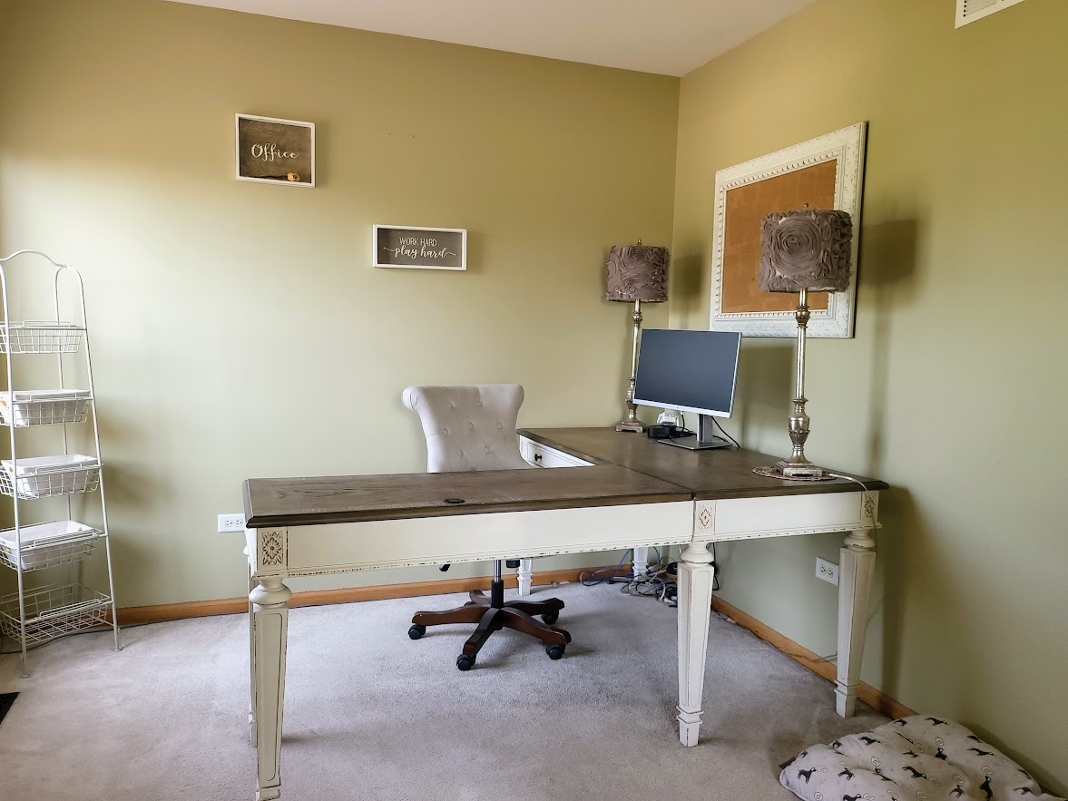 156 Sycamore Drive Bolingbrook, IL 60490 - Photo 17 of 26 a view of workspace with a table and couch