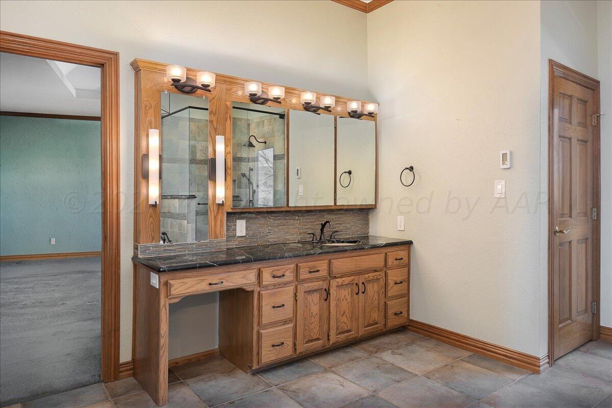 37 Citadel Drive Amarillo, TX 79124 - Photo 30 of 56 29-Master Bathroom