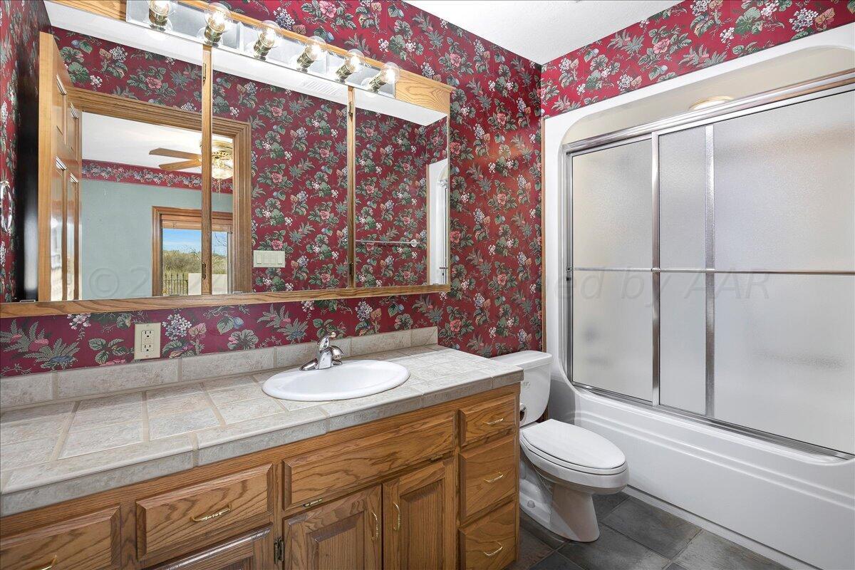 37 Citadel Drive Amarillo, TX 79124 - Photo 39 of 56 36-Bathroom 3