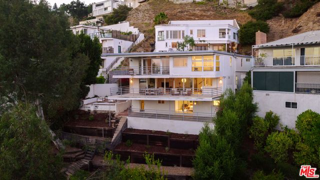 $2,685,000 | 8448 Franklin Avenue, Los Angeles, CA 90069