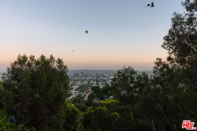 $2,685,000 | 8448 Franklin Avenue, Los Angeles, CA 90069