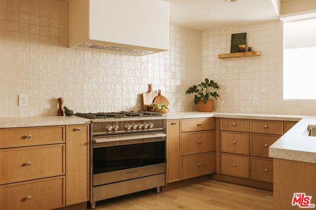 $2,685,000 | 8448 Franklin Avenue, Los Angeles, CA 90069