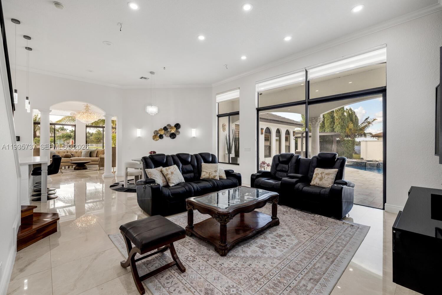 3910 Southwest 186th Terrace Miramar, FL 33029 - Photo 15 of 45