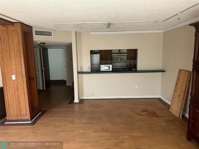 $65,000 | 4174 Inverrary Drive, Unit 410, Lauderhill, FL 33319