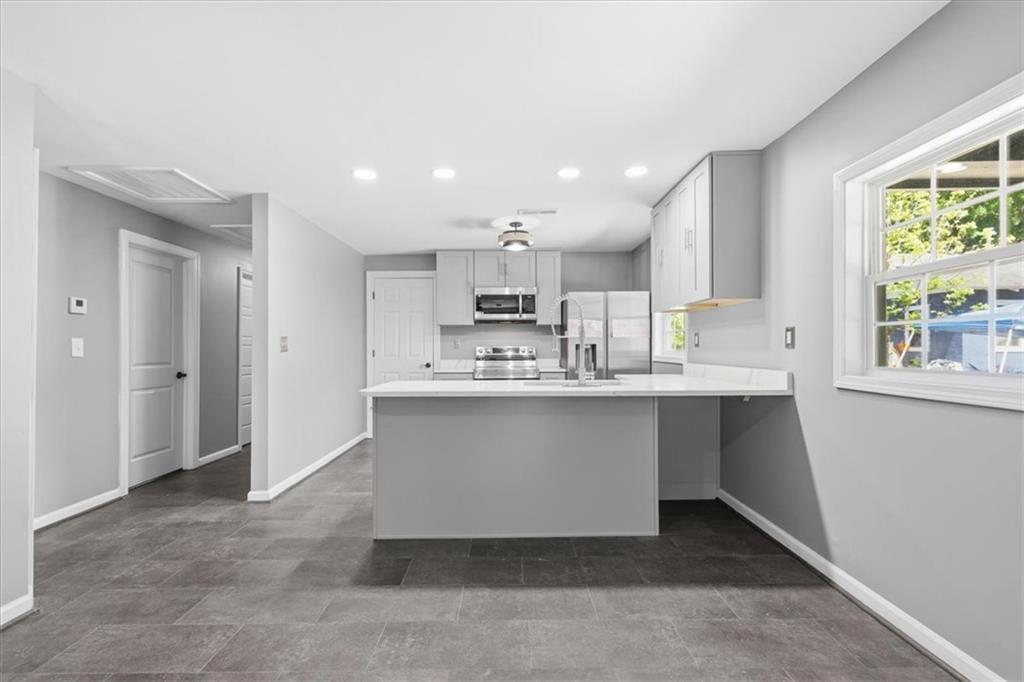 409 Calhoun Avenue Northeast Rome, GA 30161 - Photo 15 of 25