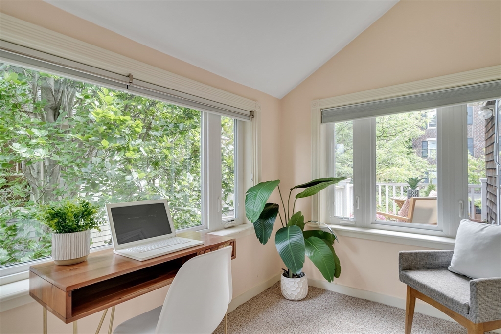 31 Upland Road, Unit 2 Cambridge, MA 02140 - Photo 15 of 32 Gallery Image 15