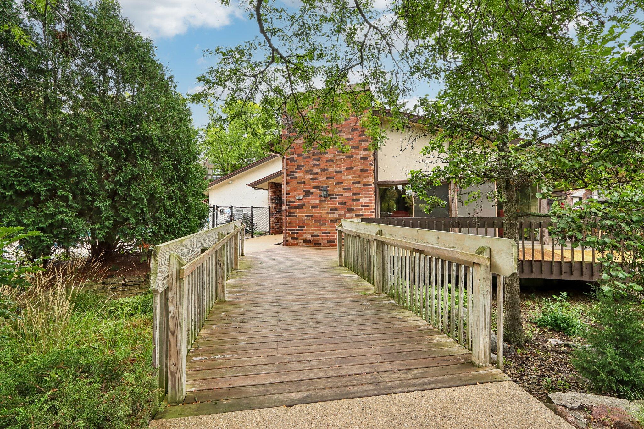 2240 Good Hope Road, Unit 30 Glendale, WI 53209 - Photo 31 of 35 32-web-or-mls-Good Hope Rd-1609-901