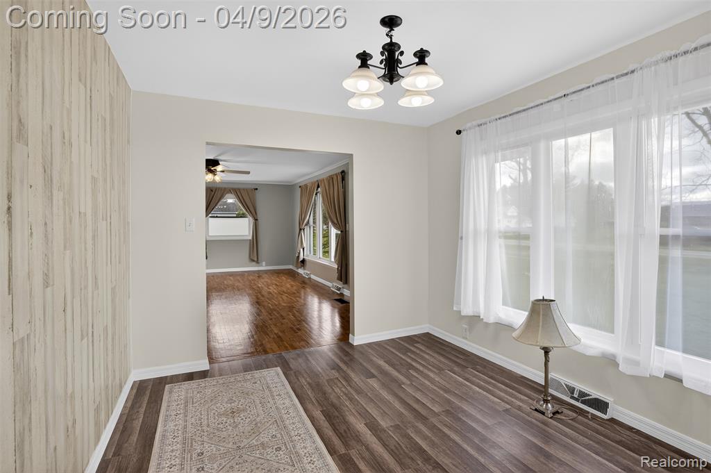 1405 Aiken Road Owosso, MI 48867 - Photo 8 of 48