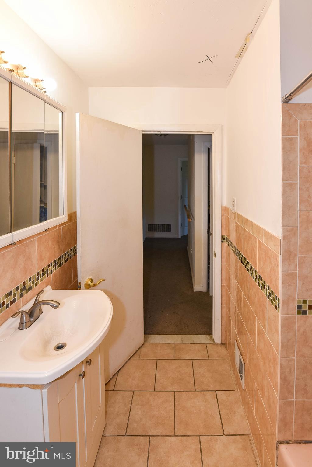 4510 Old Court Road Baltimore, MD 21208 - Photo 25 of 49