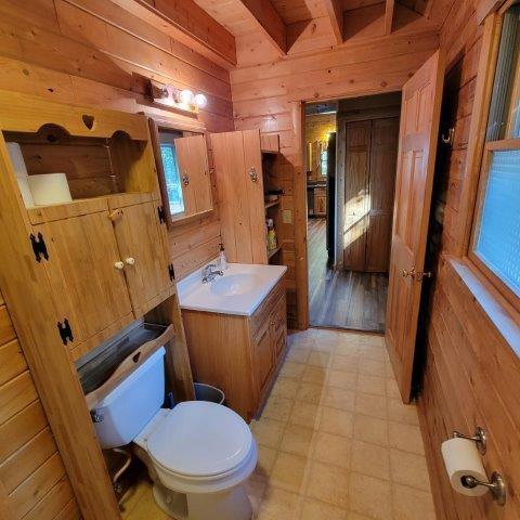 39 Back Settlement Road Mattawamkeag, ME 04459 - Photo 23 of 30 Bathroom