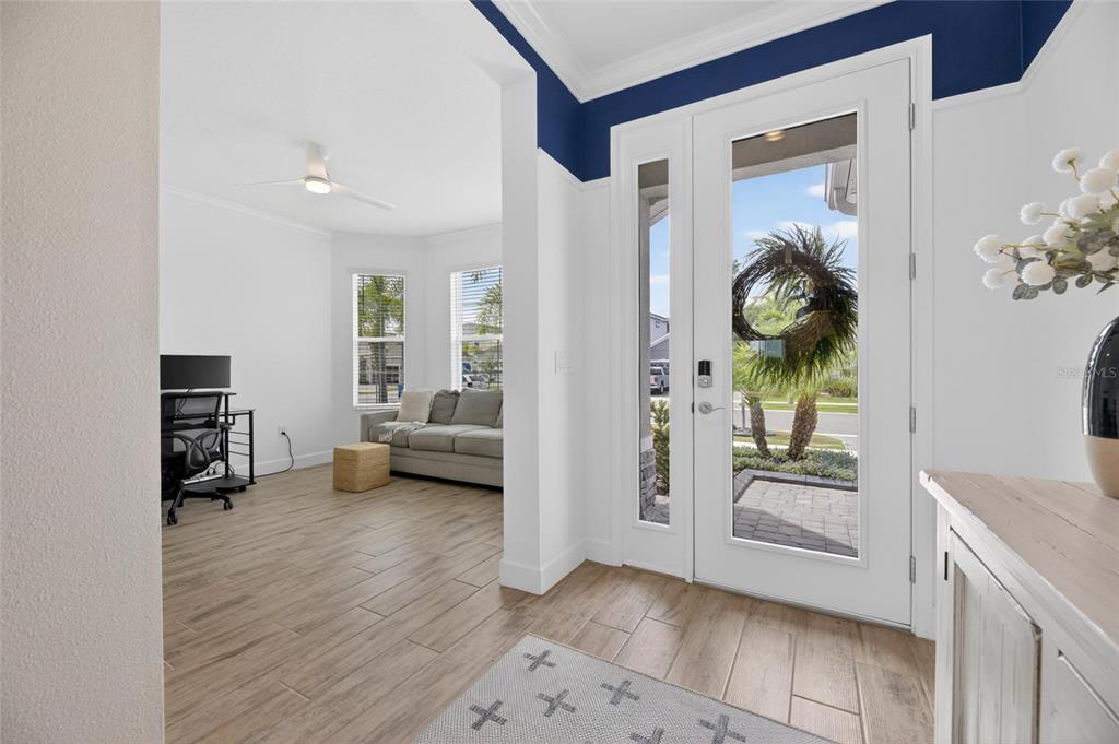 1019 Signet Drive Apollo Beach, FL 33572 - Photo 8 of 85