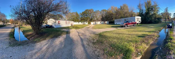 $375,000 | 35680 Bonnebell Drive, Denham Springs, LA 70706