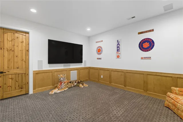 $3,199,900 | 3021 Deep Water Way, West Union, SC 29696