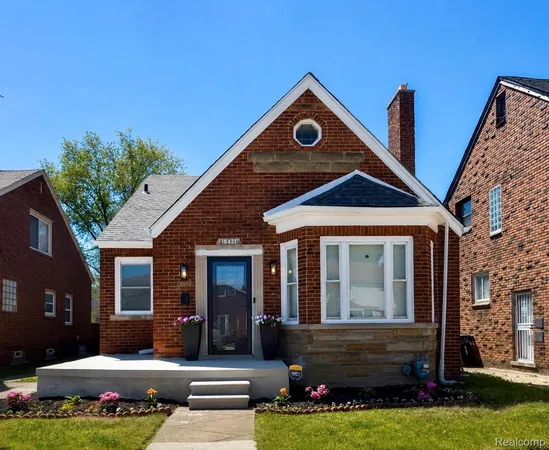 $269,900 | 18421 Kentucky Street, Detroit, MI 48221