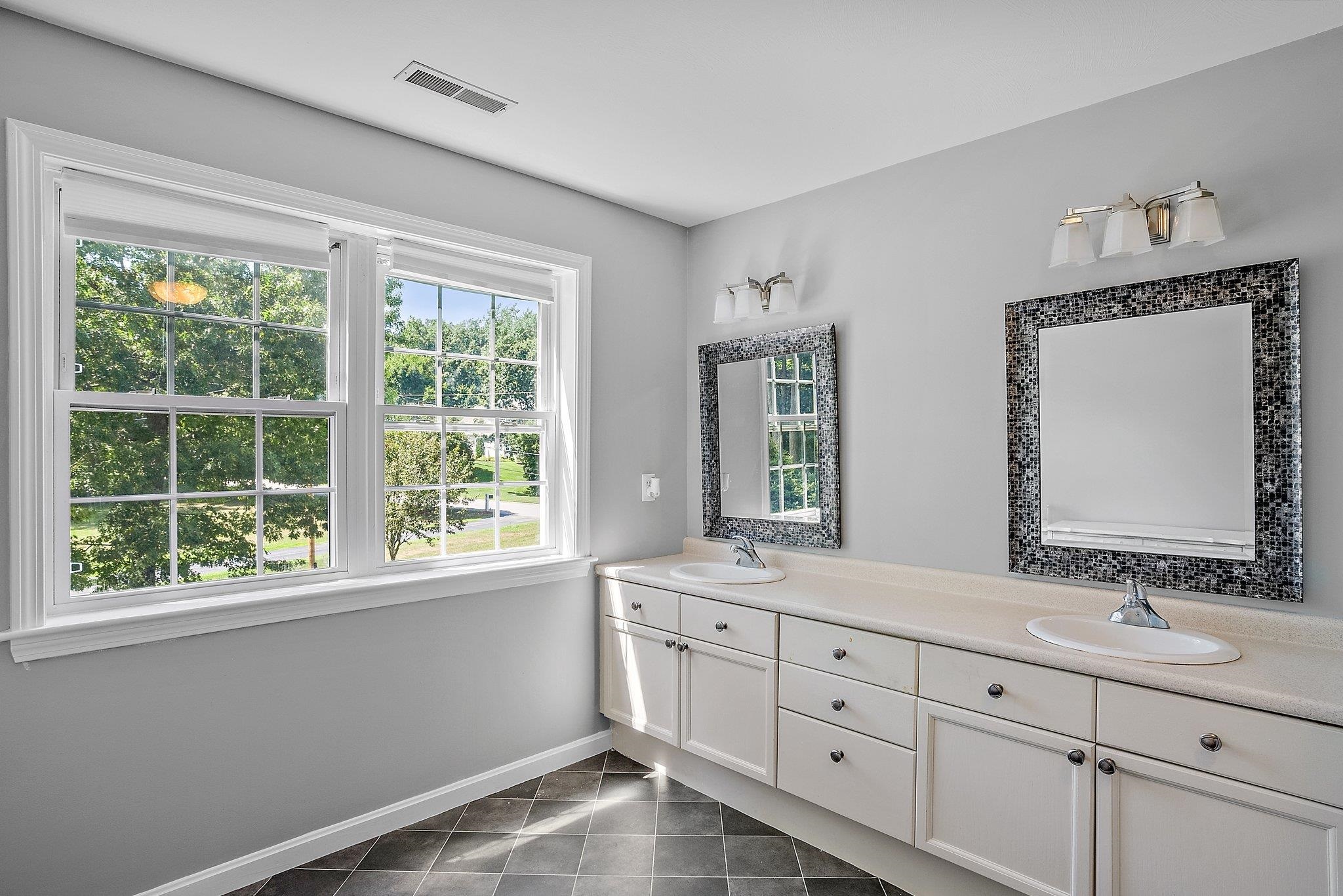 9 Moose Hollow Road Litchfield, NH 03052 - Photo 26 of 40 Gallery Image 26