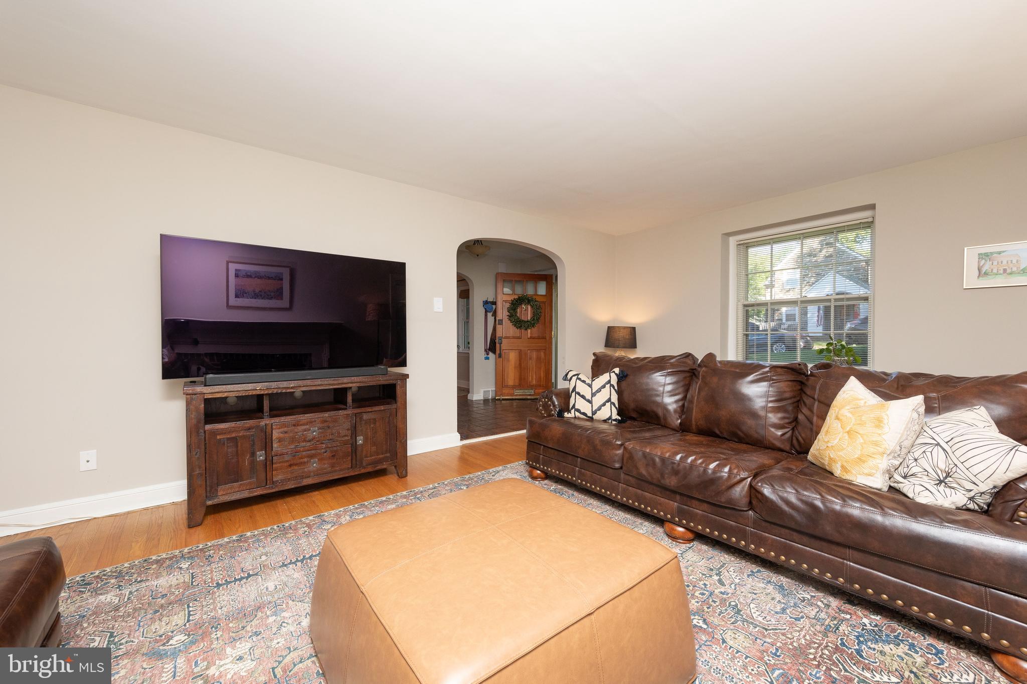 1007 Crest Road Wynnewood, PA 19096 - Photo 8 of 39